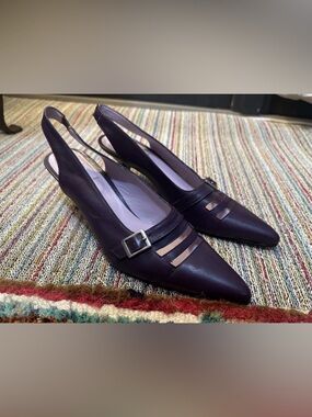 Fluevog VINTAGE EXCELLENT purple pointy slingback heel w/ cutouts & buckle - 9.5